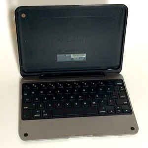 Clamcase Bluetooth Keyboard for Mini Tablet